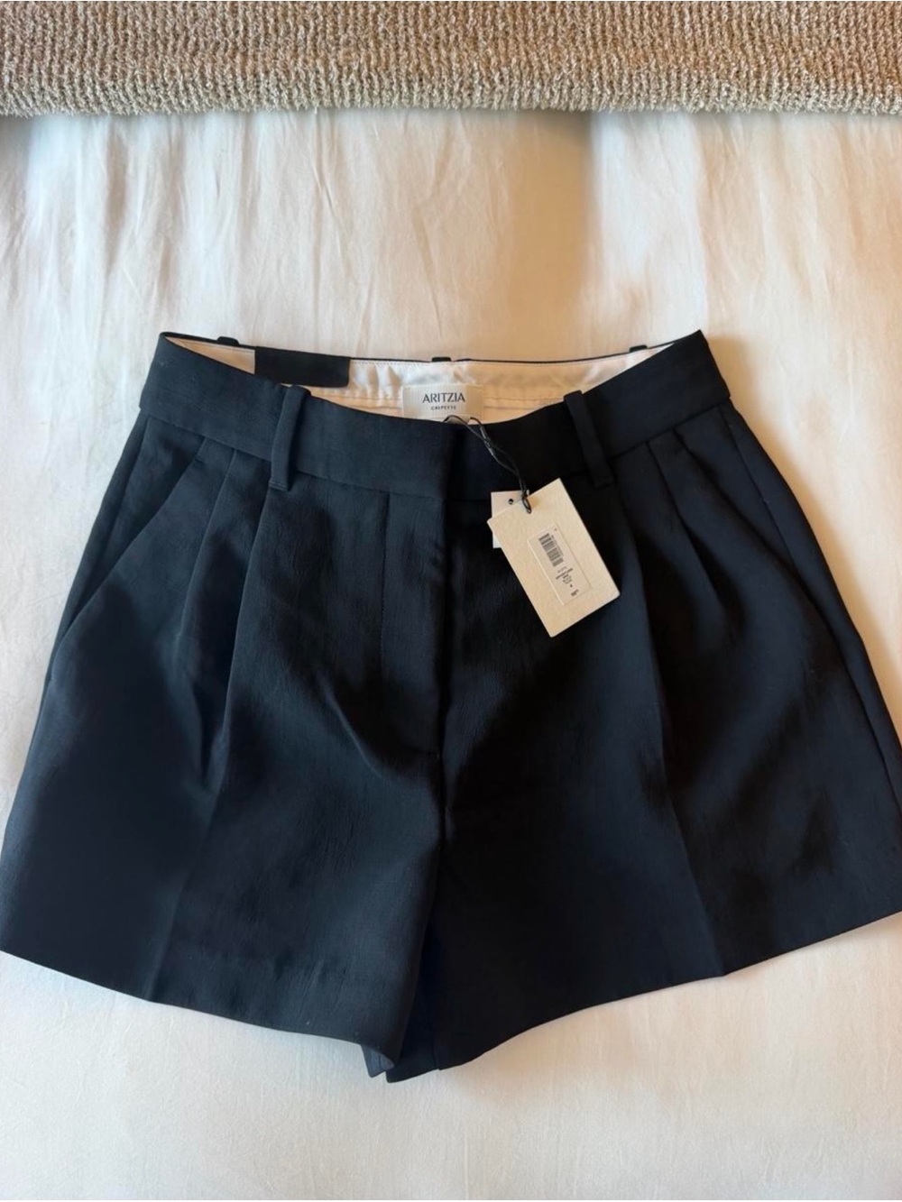 Aritzia Effortless Shorts